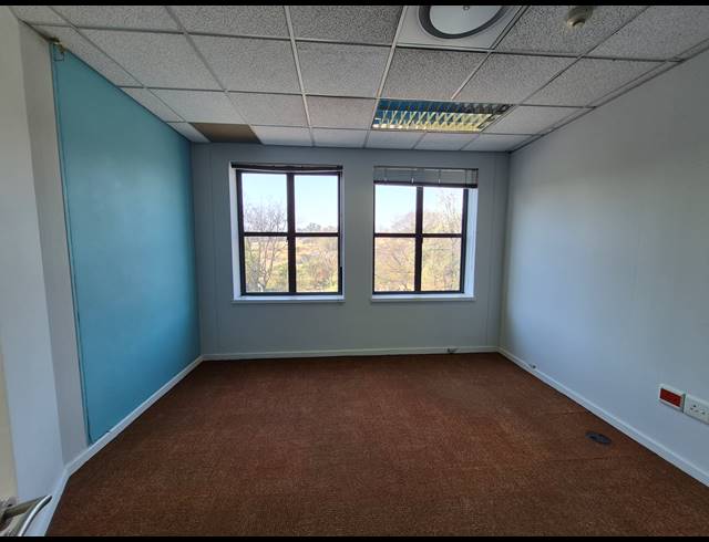 1,276M² OFFICE TO LET IN SANDTON CENTRAL